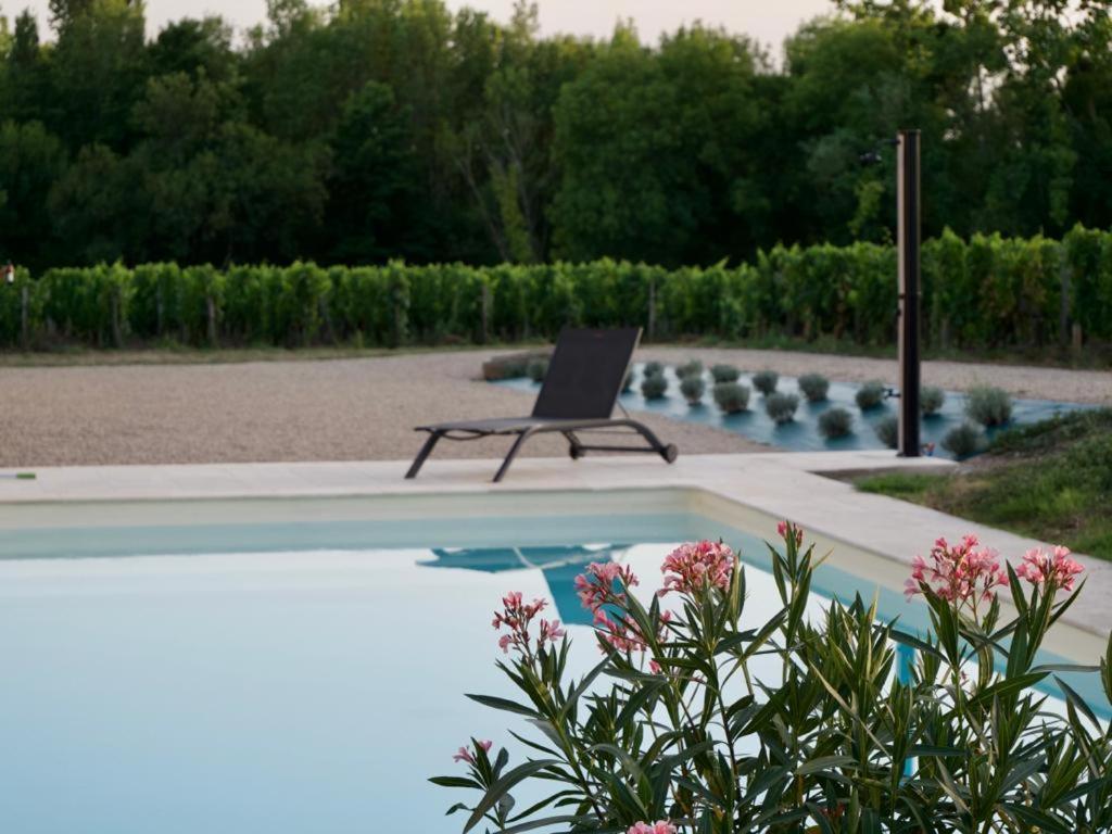 Gîte avec piscine, Château de Lescours, St-Émilion Saint-Sulpice-de-Faleyrens Exterior foto